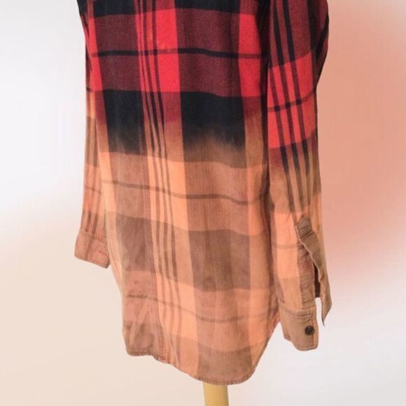 Old Navy Upcycled Bleached Red Black Orange Plaid Flannel Button Up Shirt Size S - Picture 8 of 12